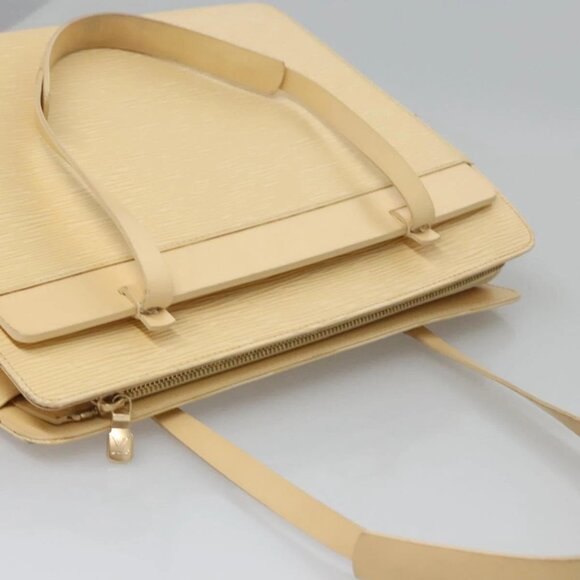 LOUIS VUITTON Epi Croisette PM Tote Bag Vanilla - Picture 7 of 16